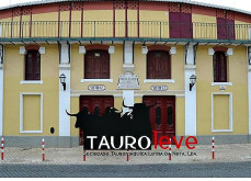 Tauroleve Reconduzida na Centenária Palha Blanco